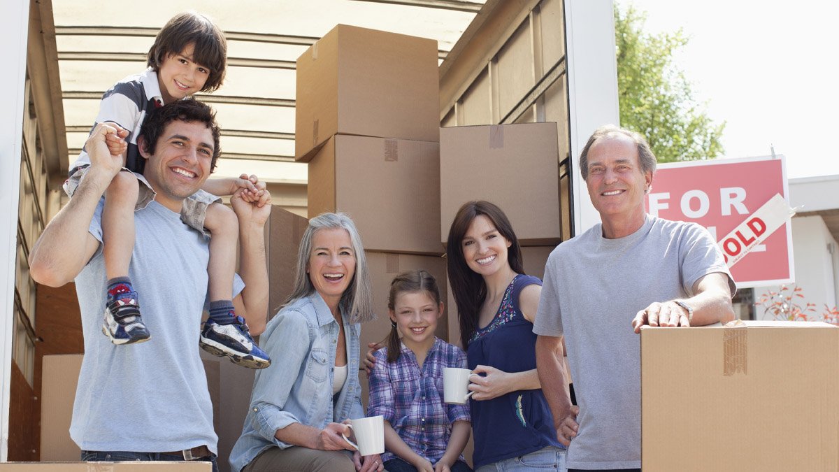 parents-children-grandparents-packing-and-mving-homes