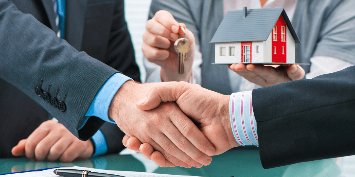 The Pros and Cons of Using a Mortgage Broker Featured Image